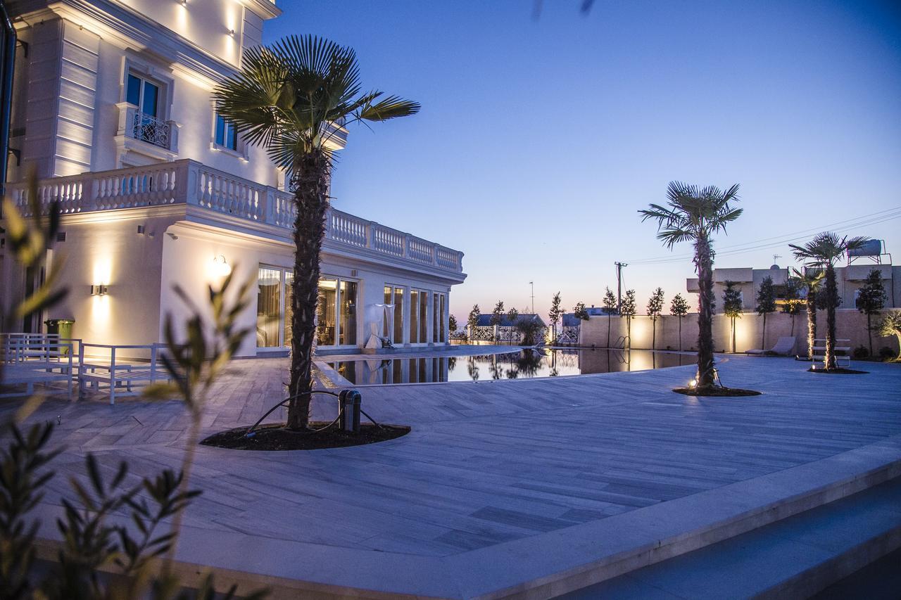 Hotel Villa Pascucci Durres Exterior photo